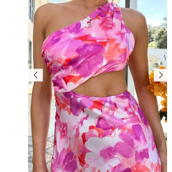 Darlia Midi Dress - Pink Floral - Picture 2 of 4